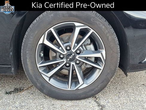 Certified 2023 Kia Forte LXS image 9