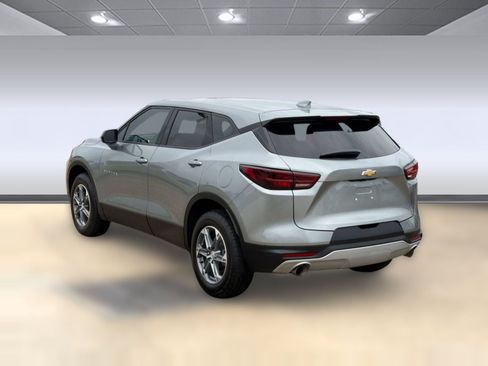 Used 2023 Chevrolet Blazer LT w/ Driver Confidence Package FWD image 3