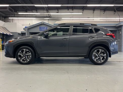 Certified 2024 Subaru Crosstrek 2.0i Premium image 4