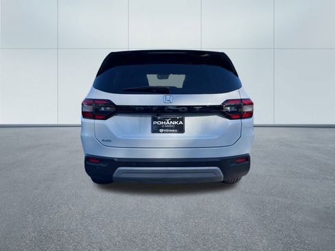 Used 2025 Honda Pilot EX-L image 6