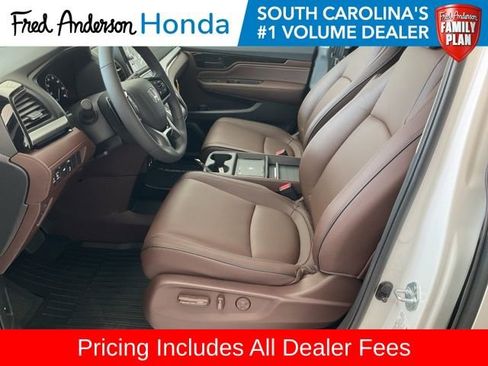 New 2026 Honda Odyssey Touring image 4