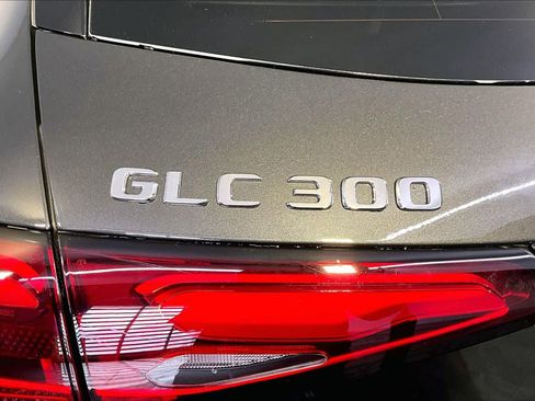New 2026 Mercedes-Benz GLC 300 4MATIC image 6