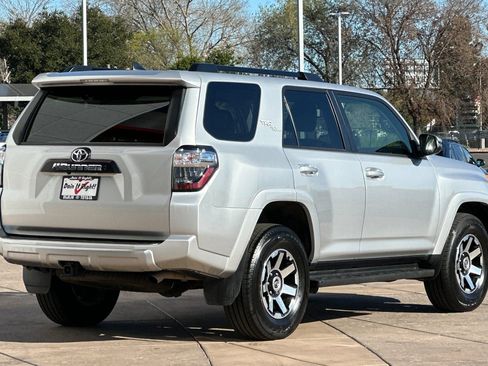Certified 2024 Toyota 4Runner TRD Off-Road Premium image 4