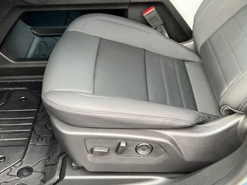 New 2025 GMC Hummer EV 3X AWD/4WD image 38