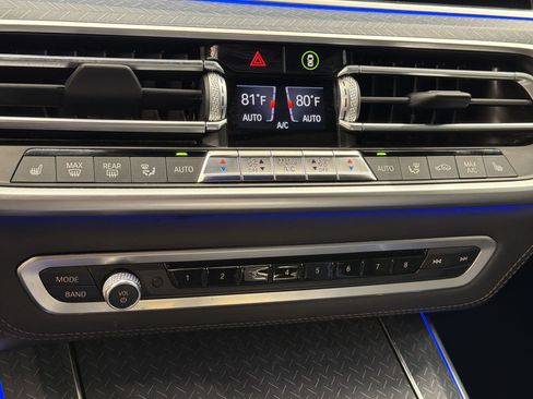 Used 2020 BMW X5 M50i w/ Executive Package AWD/4WD image 26