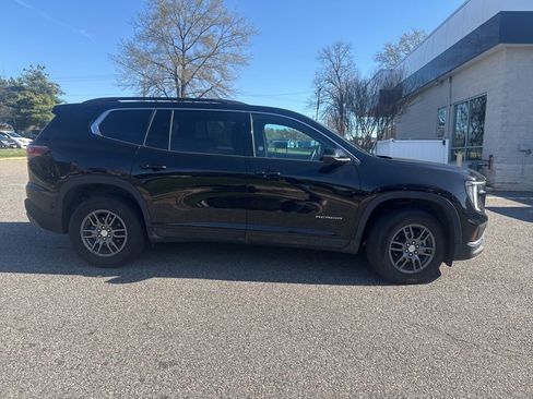 Used 2025 GMC Acadia Elevation image 6