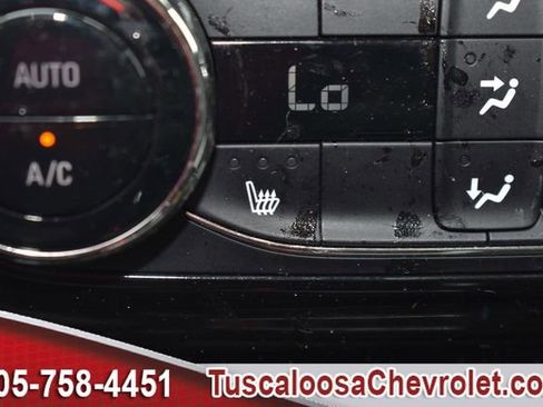 Used 2024 Chevrolet Trax LT w/ Driver Confidence Package FWD image 34