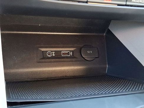 Used 2019 Volkswagen Atlas SE image 24