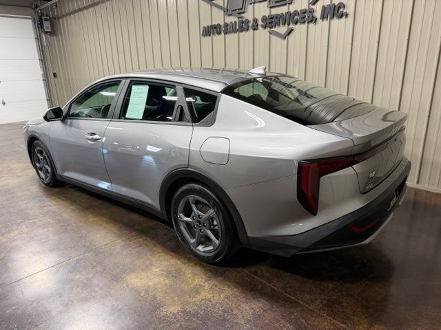 Used 2025 Kia K4 FWD image 5