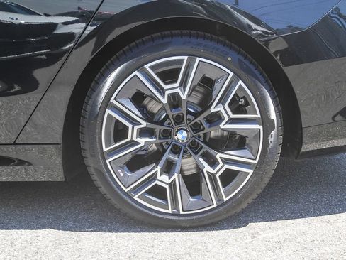 Used 2026 BMW i5 eDrive40 RWD image 8