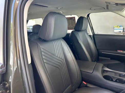 Used 2026 Hyundai Palisade SEL FWD image 23