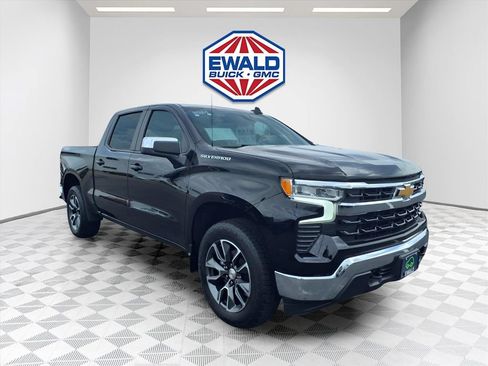 Certified 2024 Chevrolet Silverado 1500 LT AWD/4WD image 5