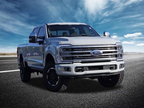 Used 2026 Ford F250 Platinum w/ Platinum Plus Package AWD/4WD image 2