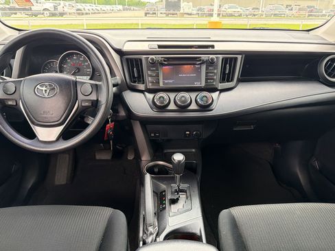 Used 2016 Toyota RAV4 LE FWD image 14