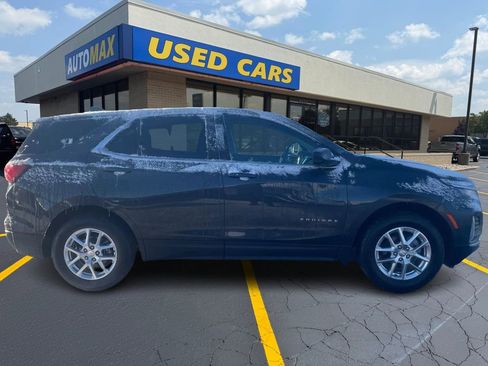 Used 2023 Chevrolet Equinox LT image 2