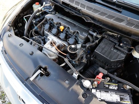 Used 2010 Honda Civic DX-VP image 40