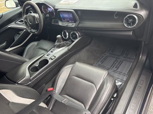 Used 2019 Chevrolet Camaro LT w/ 1LE Track Performance Package RWD image 30