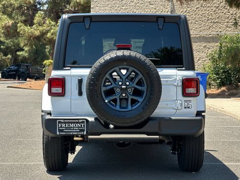 New 2026 Jeep Wrangler Unlimited Sport AWD/4WD image 4
