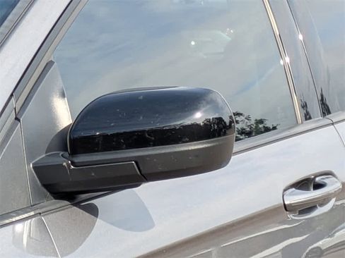 Used 2023 Ford Edge SEL w/ Sport Appearance Package image 11