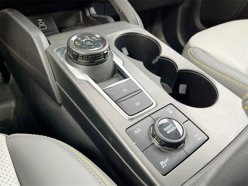 Used 2025 Ford Bronco Sport Badlands w/ Sasquatch Badlands Package image 17