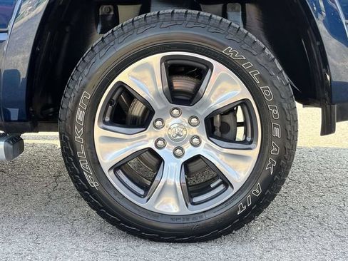 Used 2022 RAM 1500 Laramie AWD/4WD image 11