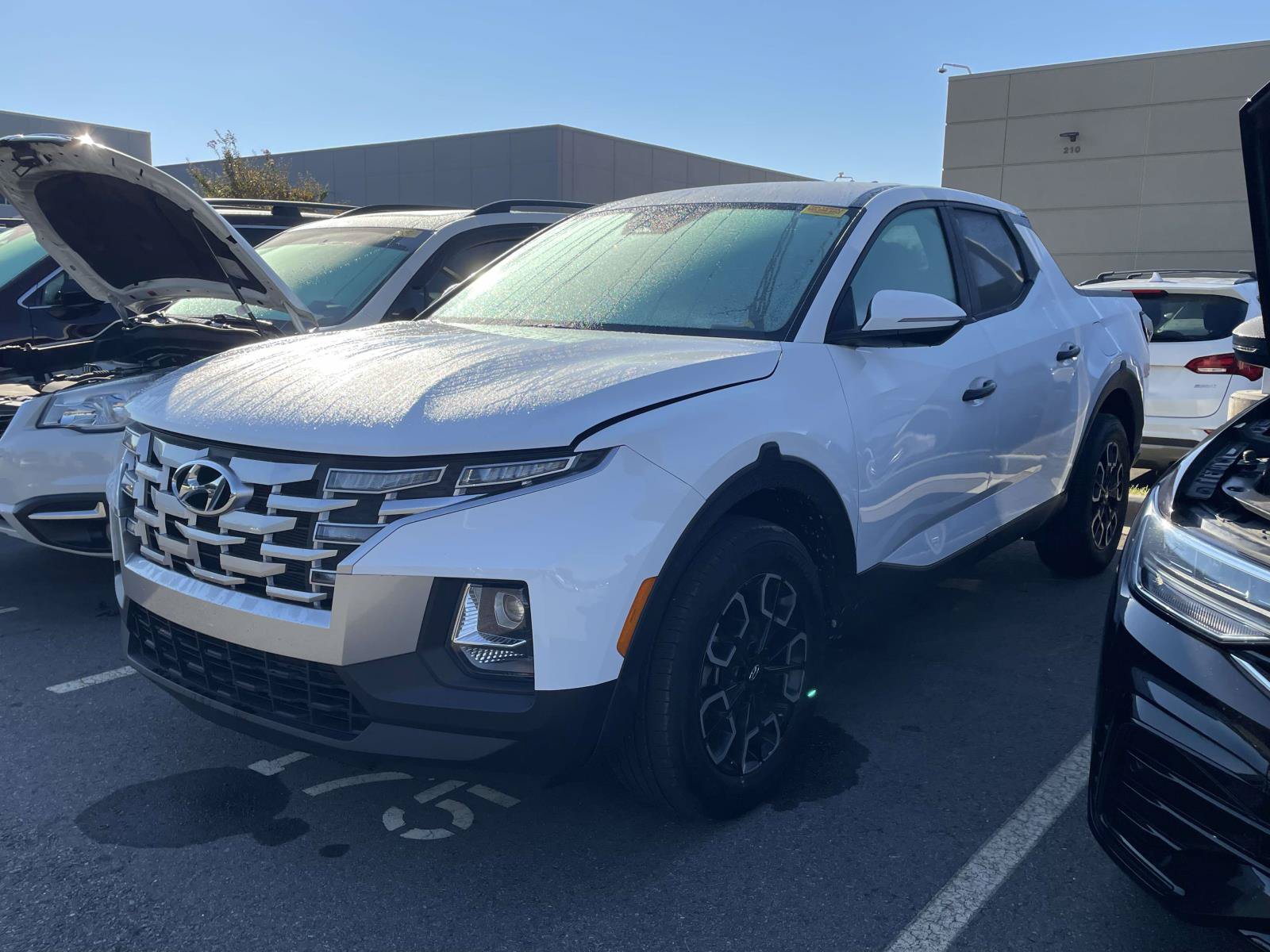 Certified 2023 Hyundai Santa Cruz SEL AWD/4WD image 2
