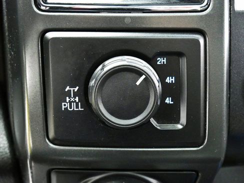 Used 2018 Ford F150 XLT w/ Equipment Group 302A Luxury AWD/4WD image 29