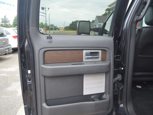 Used 2014 Ford F150 Lariat w/ Equipment Group 502A Luxury AWD/4WD image 25