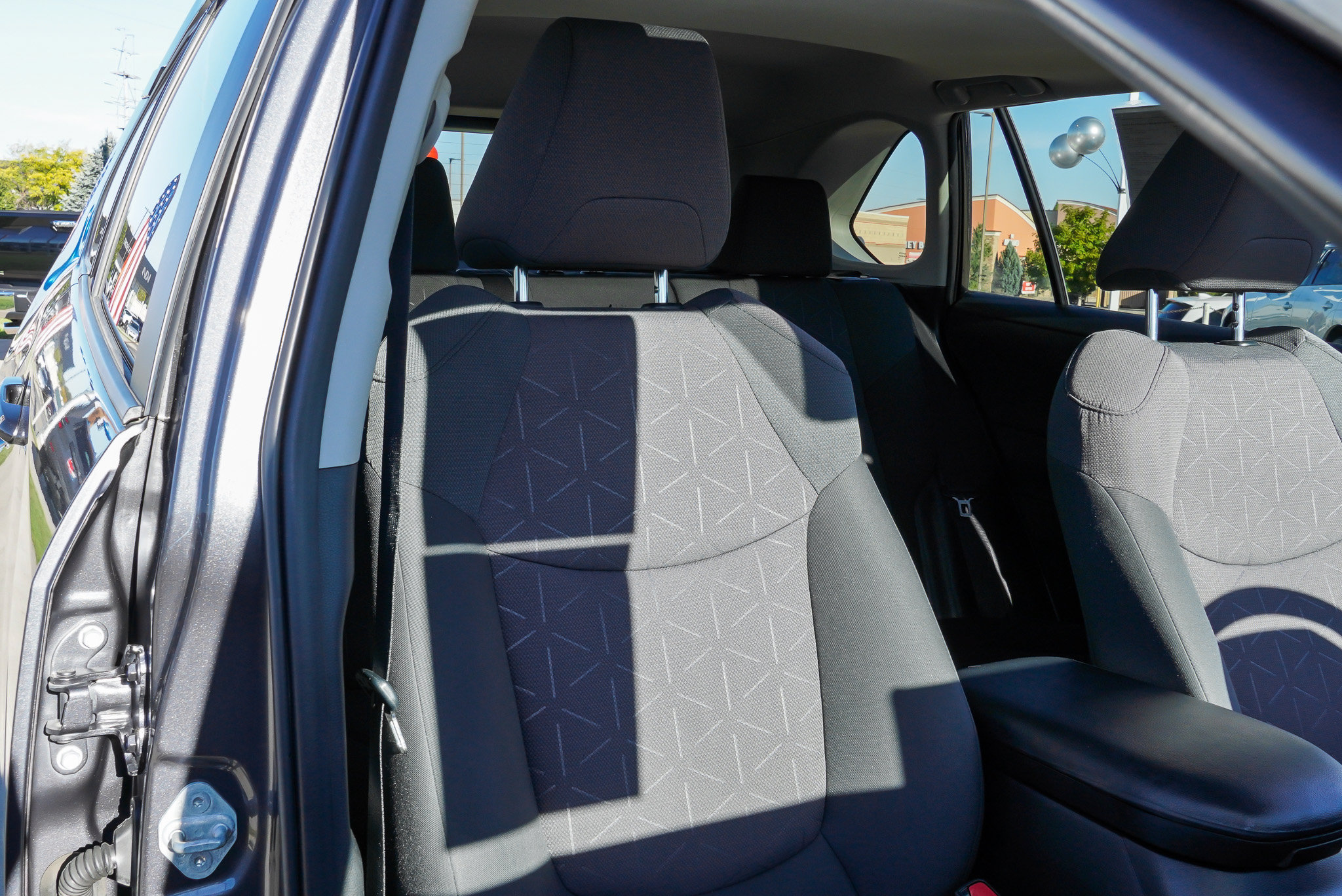 Certified 2019 Toyota RAV4 XLE w/ Convenience Package AWD/4WD image 26
