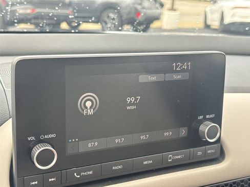 Used 2024 Honda HR-V LX image 25