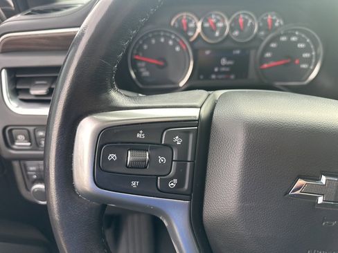 Used 2021 Chevrolet Tahoe Z71 w/ Z71 Signature Package image 11