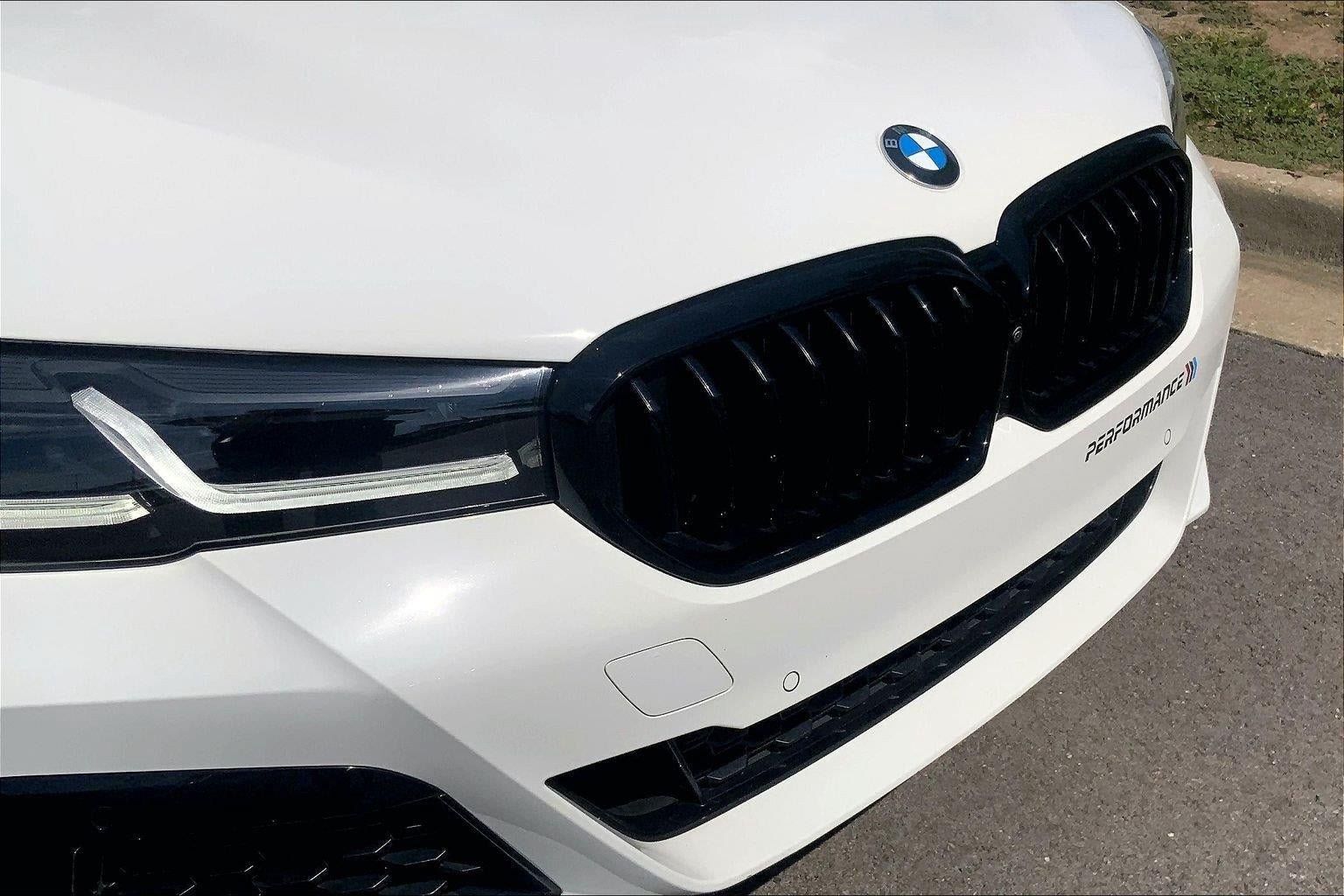 Used 2023 BMW M550i xDrive w/ Parking Assistance Package AWD/4WD image 30