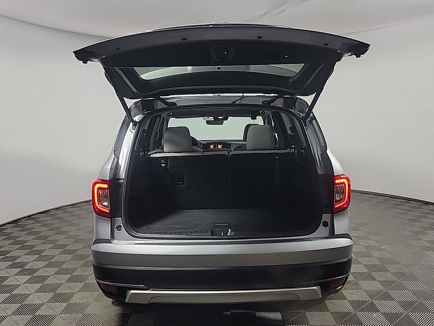 Used 2019 Honda Pilot EX-L image 6