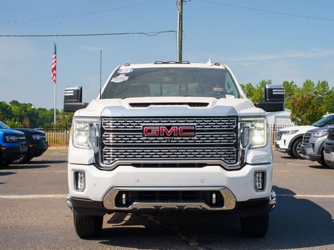 Used 2023 GMC Sierra 3500 Denali w/ Denali Ultimate Package AWD/4WD image 2