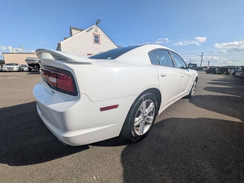 Used 2011 Dodge Charger R/T AWD/4WD image 9