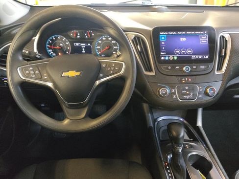 Used 2021 Chevrolet Malibu LS w/ Driver Confidence Package II FWD image 22