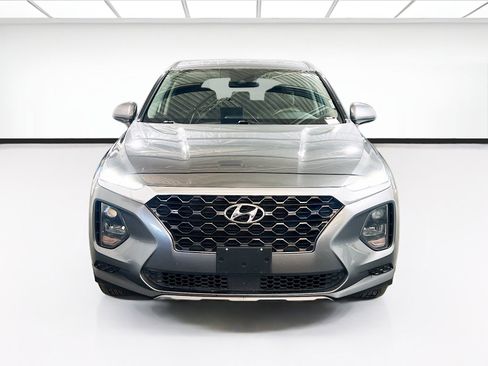 Used 2020 Hyundai Santa Fe SE image 2