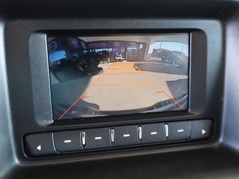 Used 2016 GMC Canyon 2WD Crew Cab 128.3 w/ Convenience Package image 23