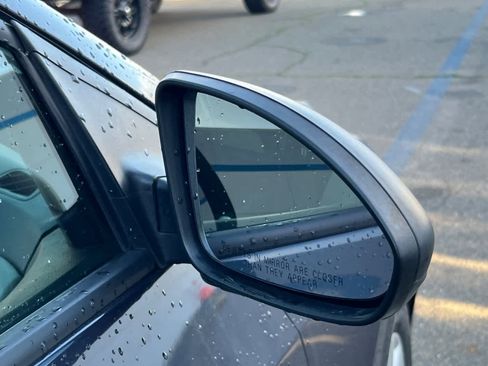 Used 2016 Chevrolet Cruze LS image 13