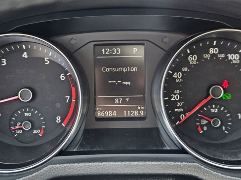 Used 2017 Volkswagen Passat 1.8T R-Line FWD image 15