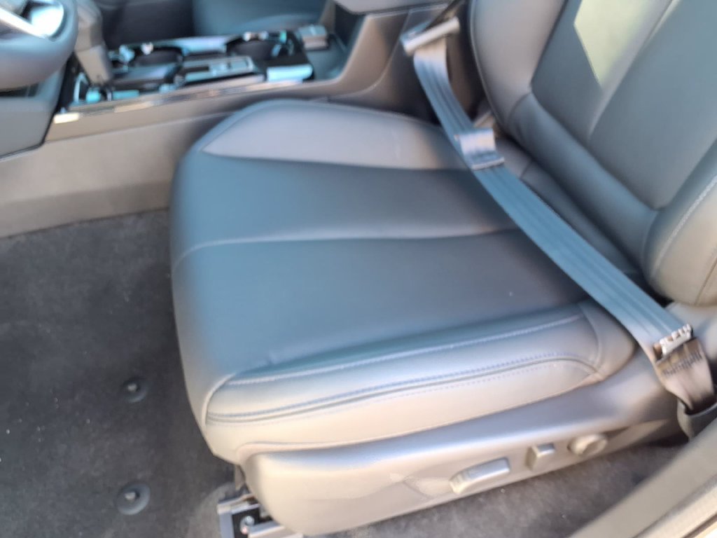 New 2026 Subaru Forester Touring AWD/4WD image 17