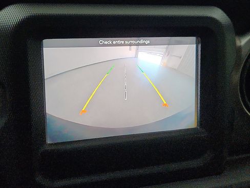 Used 2019 Jeep Wrangler Sport image 16