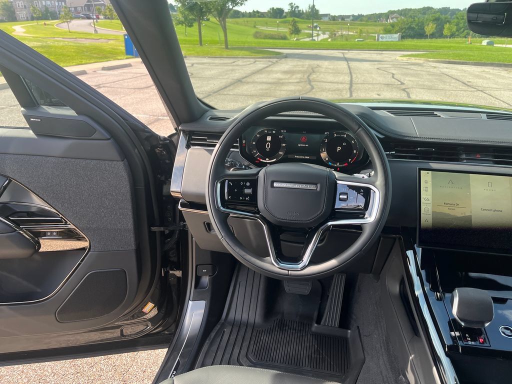 New 2026 Land Rover Range Rover Sport SE AWD/4WD image 14