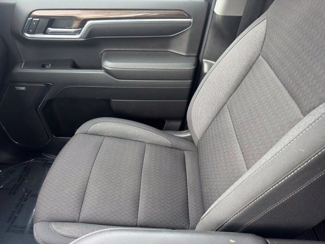 Certified 2024 Chevrolet Silverado 1500 RST w/ Convenience Package II AWD/4WD image 25