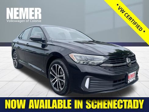 Used 2023 Volkswagen Jetta Sport FWD image 8