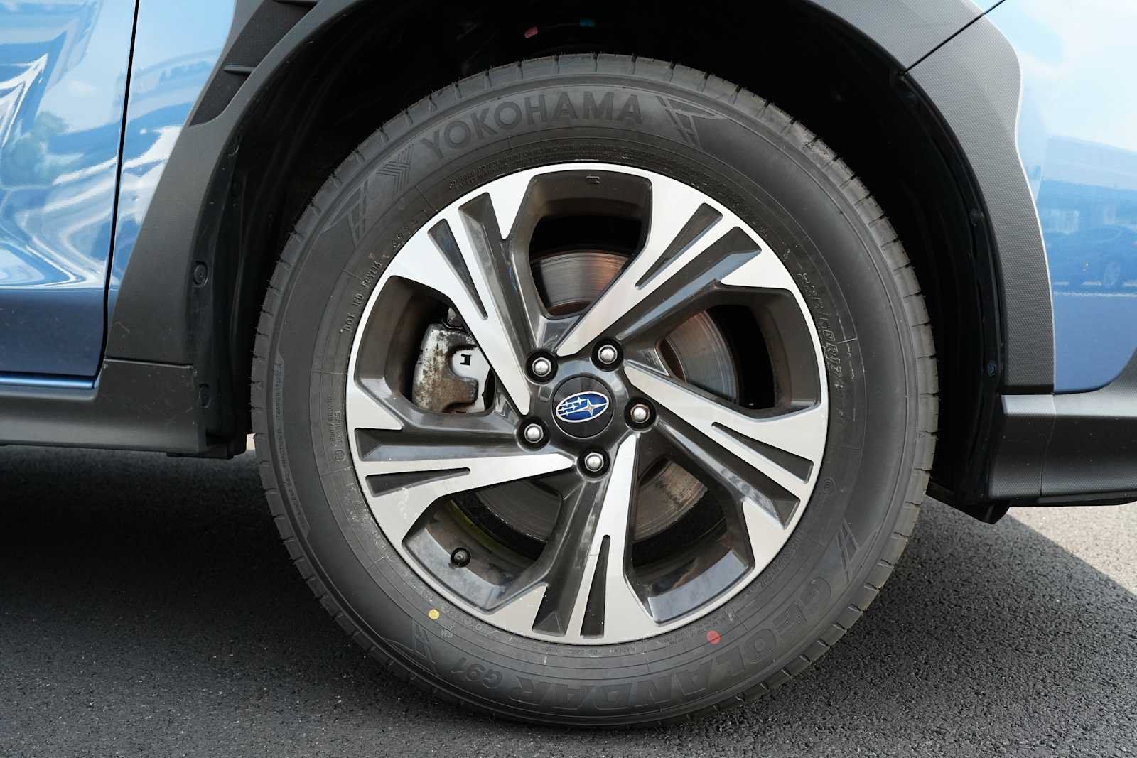 Used 2024 Subaru Crosstrek 2.0i Premium AWD/4WD image 9