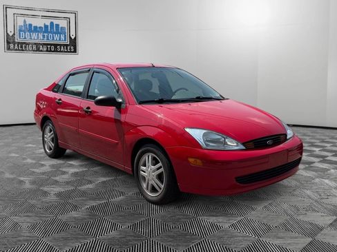 Used 2001 Ford Focus SE FWD image 4