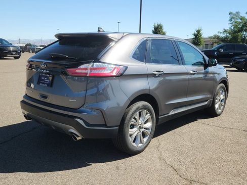 Certified 2024 Ford Edge Titanium image 3