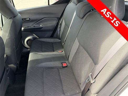 Used 2019 Nissan Kicks S w/ Exterior Electronics Package image 12