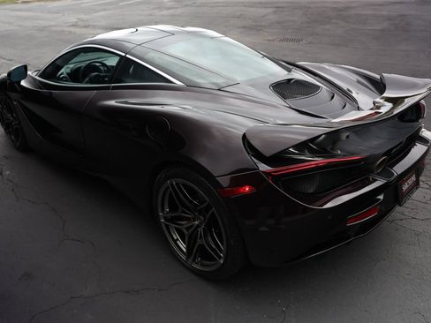 Used 2018 McLaren 720S Performance image 16